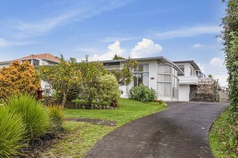 Photo of property in 2/30 Summit Drive, Torbay, Auckland, 0630