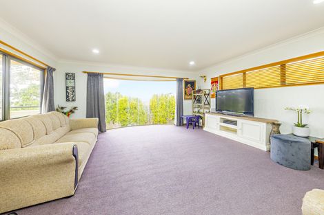 Photo of property in 223 Hill Road, The Gardens, Auckland, 2105