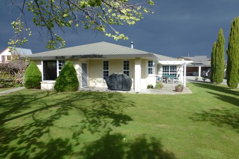 Photo of property in 2 Waldron Place, Clyde, 9330