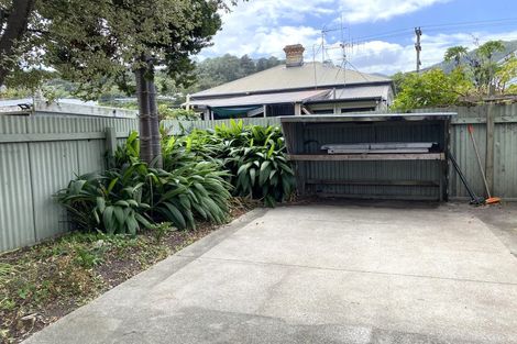 Photo of property in 623 Queen Sh25 Street, Thames, 3500