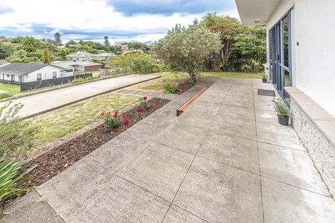 Photo of property in 73 Great North Road, Saint Johns Hill, Whanganui, 4501