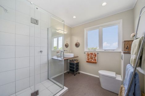 Photo of property in 44 Baroda Street, Khandallah, Wellington, 6035