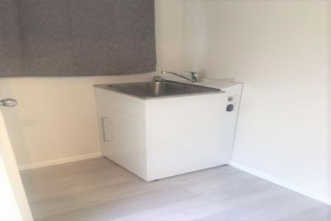 Photo of property in 44 Kervil Avenue, Te Atatu Peninsula, Auckland, 0610