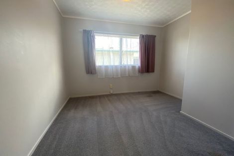 Photo of property in 88 Hepburn Road, Glendene, Auckland, 0602