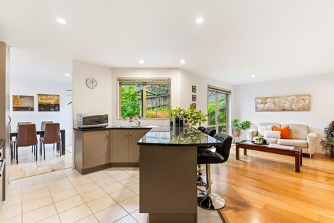 Photo of property in 25 Henry Partington Place, Greenhithe, Auckland, 0632