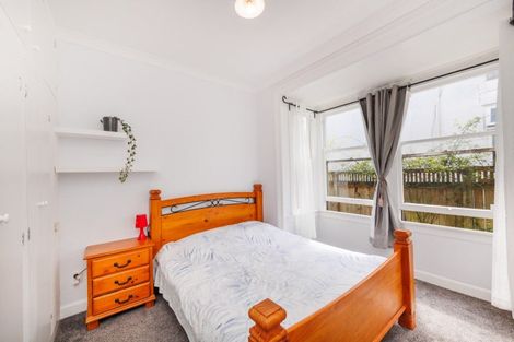 Photo of property in 442 College Street, Hokowhitu, Palmerston North, 4410