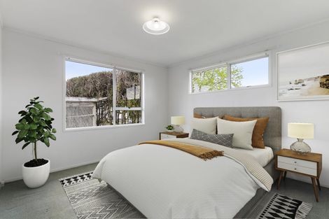 Photo of property in 62 Hutchinsons Road, Bucklands Beach, Auckland, 2014