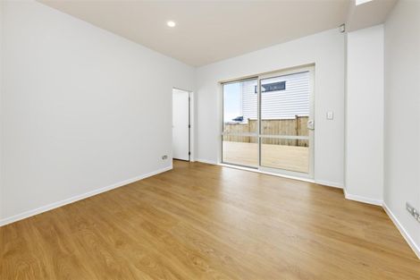 Photo of property in 37 Tinaku Road, Flat Bush, Auckland, 2019