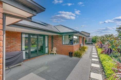 Photo of property in 2 Burbank Drive, Aidanfield, Christchurch, 8025
