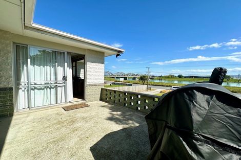 Photo of property in 16 Barnego Road, Balclutha, 9230