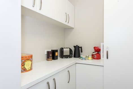 Photo of property in 2-3/270 Jervois Road, Herne Bay, Auckland, 1011