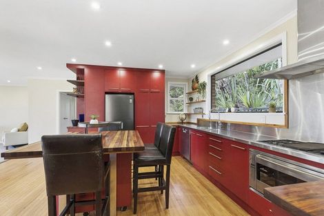 Photo of property in 94 Mana View Road, Paremata, Porirua, 5026