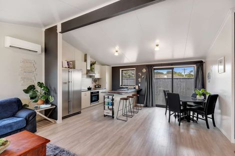 Photo of property in 3b Duff Crescent, Highbury, Palmerston North, 4412