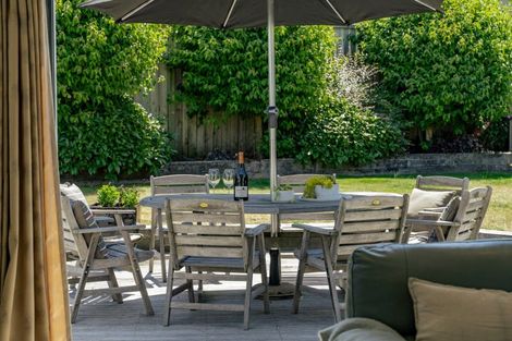 Photo of property in 10 Premier Place, Arrowtown, 9302