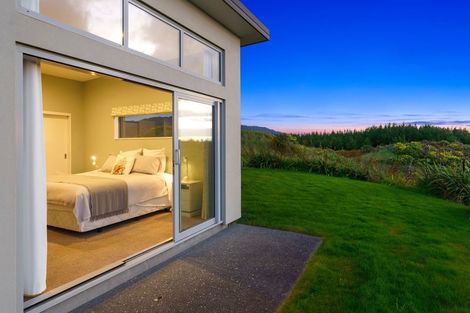 Photo of property in 25 Mahurenga Lane, Te Horo, Otaki, 5581