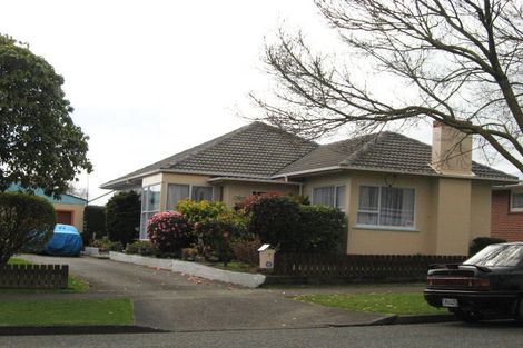 Photo of property in 7 Churchill Street, Levin, 5510