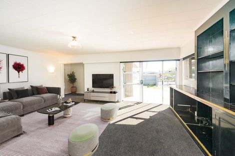 Photo of property in 30 Slacks Road, Awapuni, Palmerston North, 4412