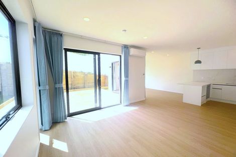 Photo of property in 1a Wren Place, Unsworth Heights, Auckland, 0632