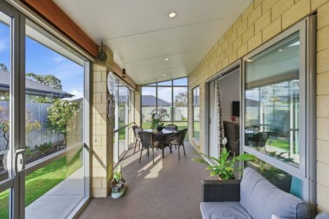 Photo of property in 5 Guardsman Place, Prebbleton, 7604