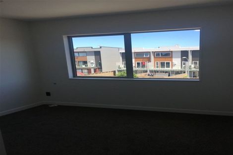 Photo of property in 4 Meritage Lane, Te Atatu South, Auckland, 0610
