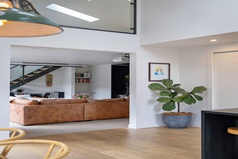 Photo of property in 9 Howden Drive, Jacks Point, 9371