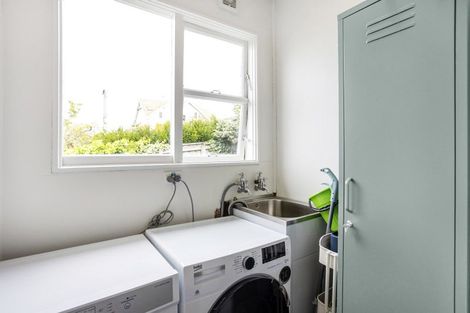 Photo of property in 117 Highgate, Roslyn, Dunedin, 9010