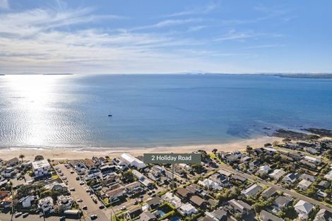 Photo of property in 1/2 Holiday Road, Milford, Auckland, 0620