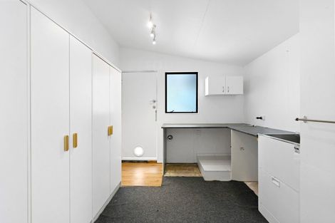 Photo of property in 18 Richmond Street, Cambridge, 3434