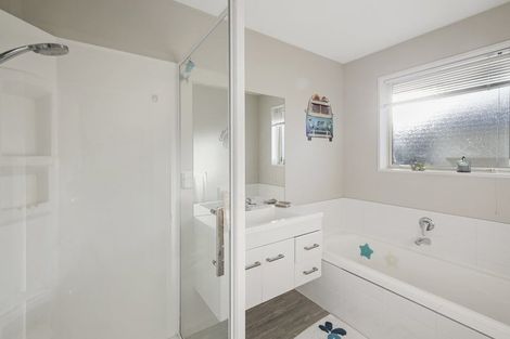 Photo of property in 19 Wyatt Street, Kaiapoi, 7630