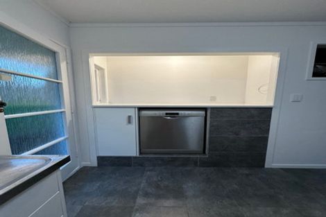 Photo of property in 2/7 Dakota Avenue, Beach Haven, Auckland, 0626