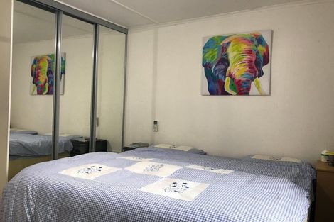 Photo of property in 1/8 Golf Road, New Lynn, Auckland, 0600