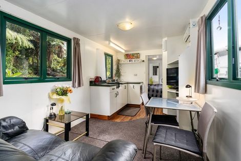 Photo of property in 13 Whiorau Grove, Lowry Bay, Lower Hutt, 5013