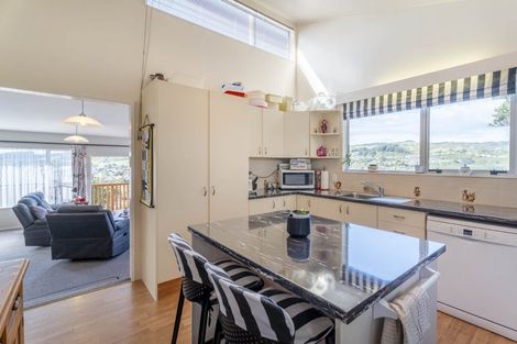 Photo of property in 11 Katarina Grove, Tawa, Wellington, 5028