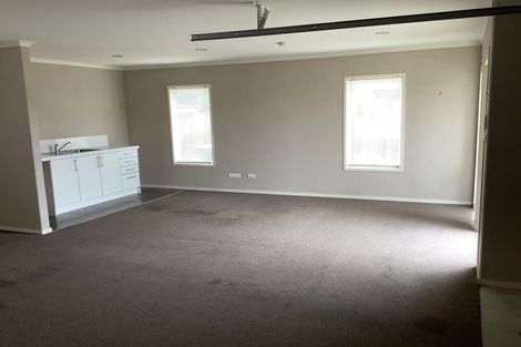 Photo of property in 1 Aufidius Place, Pukekohe, 2120