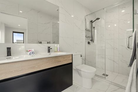 Photo of property in 133 Glenvar Ridge Road, Long Bay, Auckland, 0630