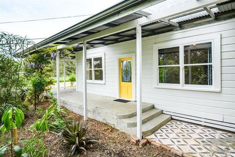 Photo of property in 93 Trickers Road, Bulls, 4818