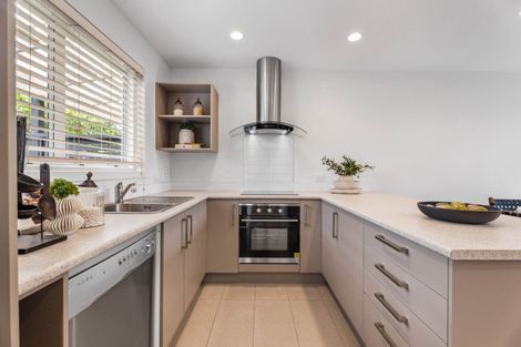 Photo of property in 11/37 Waipa Street, Birkenhead, Auckland, 0626