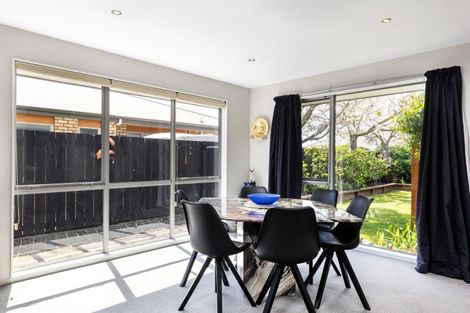 Photo of property in 2 Hitaua Place, Redwoodtown, Blenheim, 7201