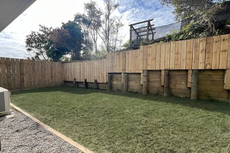 Photo of property in 49 Taylor Terrace, Tawa, Wellington, 5028