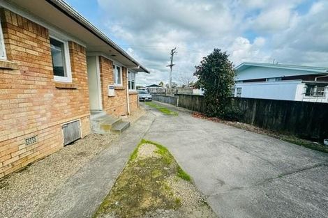 Photo of property in 54 Collins Road, Melville, Hamilton, 3206