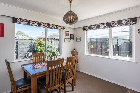 Photo of property in 53 Rimu Street, Waikanae, 5036