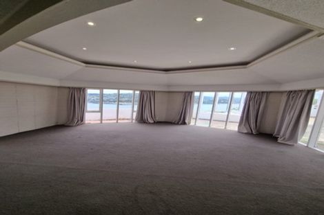 Photo of property in 9 Rangitane Street, Maupuia, Wellington, 6022