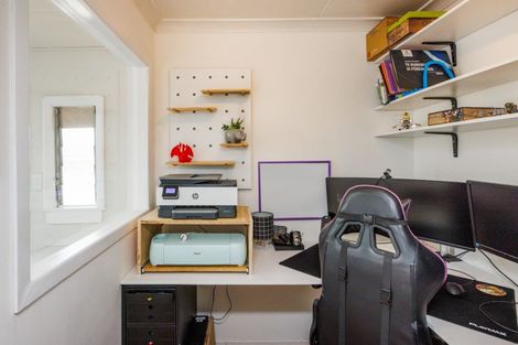 Photo of property in 958 Tremaine Avenue, Roslyn, Palmerston North, 4414