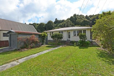 Photo of property in 43 Gillespies Road, Birchville, Upper Hutt, 5018