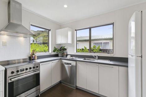 Photo of property in 17a Govind Grove, Ngaio, Wellington, 6035