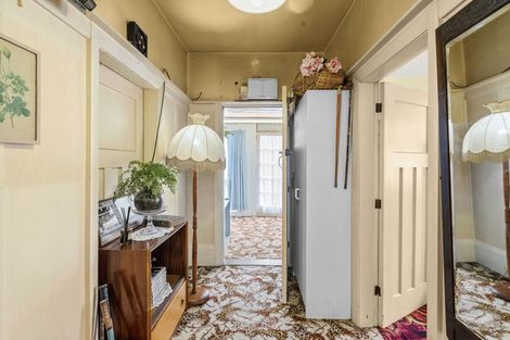 Photo of property in 37 Sylvan Street, Hillmorton, Christchurch, 8024