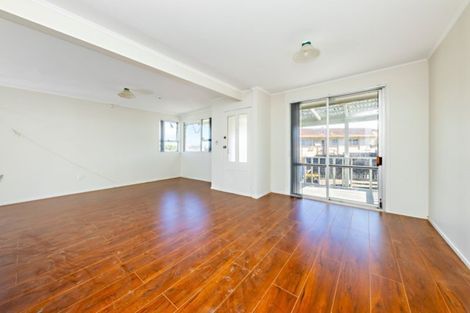 Photo of property in 14 Frobisher Way, Clendon Park, Auckland, 2103