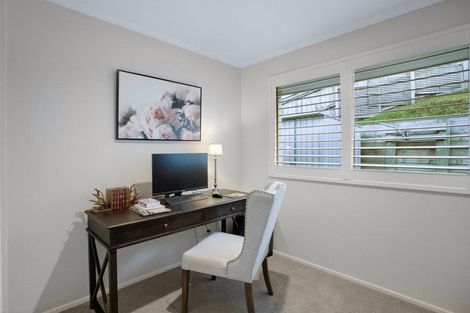 Photo of property in 113 Tauranga Place, Orewa, 0931