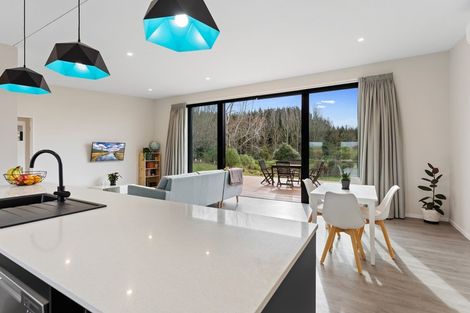 Photo of property in 22 Kristin Place, Manakau, Levin, 5573