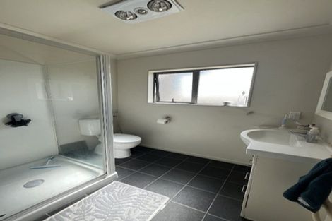 Photo of property in 3 Gennaker Lane, Whitby, Porirua, 5024